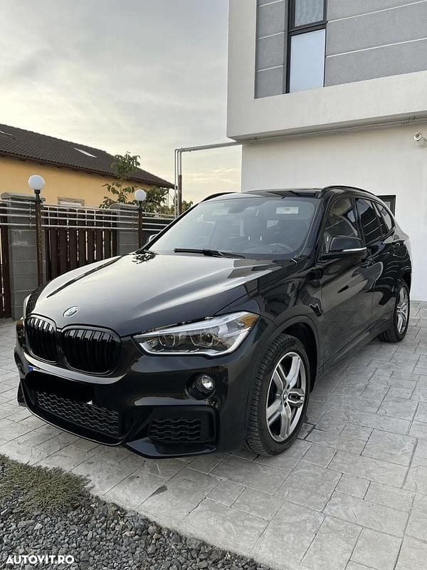 Culoarenegru Utilizat 2018 BMW X1 M Sport SUV | 22.700 EUR (Scump) - Imagine 1/4