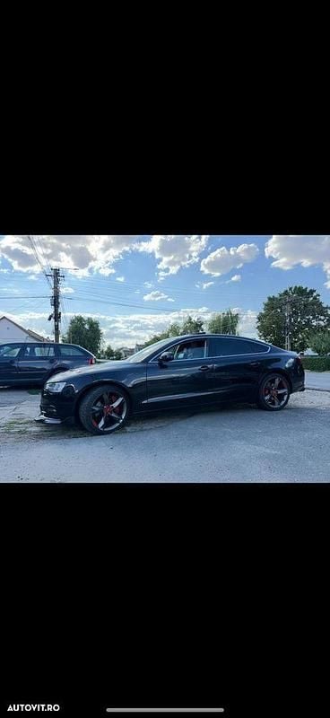 Second-hand Audi A5 Sport 143 CP (105 kW) 2013 Culoarenegru Berlinǎ