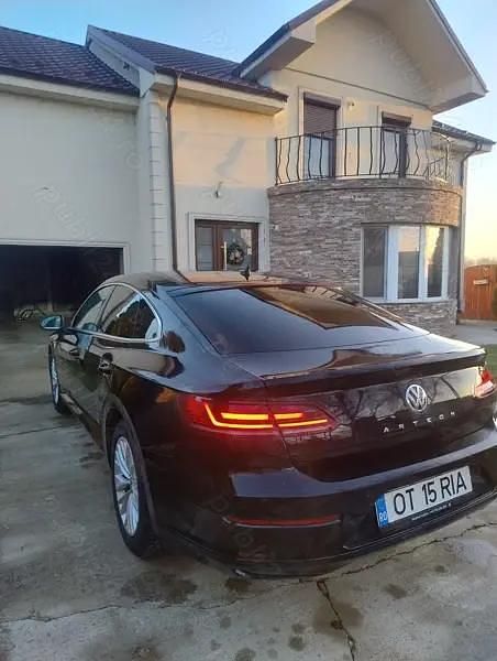 Second-hand VW Arteon 190 CP (139 kW) 2018 Culoarenegru Hatchback
