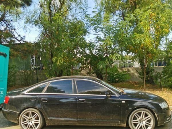 Negru Utilizat 2005 Audi A6 Berlinǎ | 3.300 EUR (Puțin scump) - Imagine 1/4