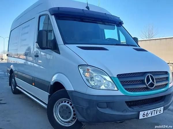 Utilizat 2008 Mercedes Sprinter Van | 7.500 EUR (Preț bun) - Imagine 1/4