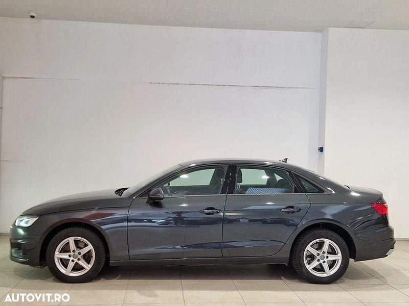 Second-hand Audi A4 163 CP (119 kW) 2020 Gri mediumetalic Berlinǎ