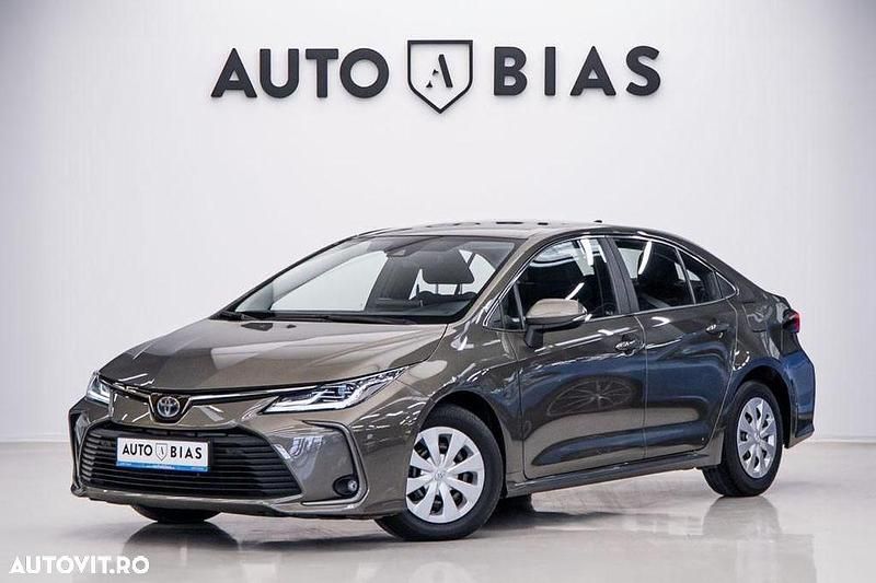 Culoareverde Utilizat 2022 Toyota Corolla Berlinǎ | 17.950 EUR (Preț bun) - Imagine 1/4