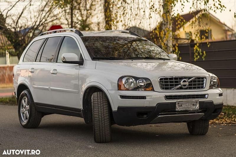 Culoarealb Utilizat 2011 Volvo XC90 SUV | 6.990 EUR (Super Preț) - Imagine 1/4