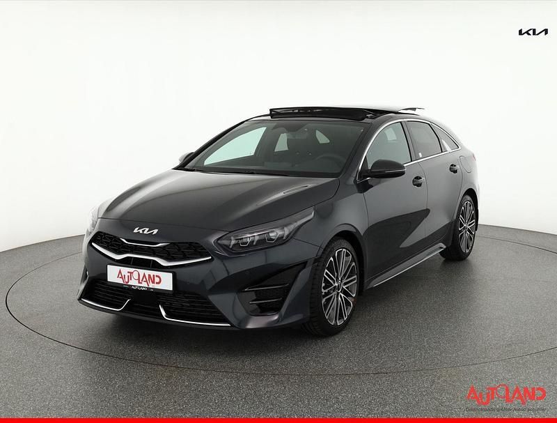 Utilizat 2024 Kia ProCeed Hatchback | 33.366 EUR - Imagine 1/1