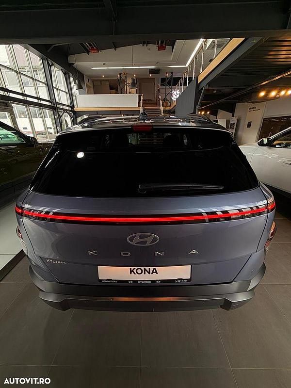Nouă Hyundai Kona Premium 138 CP (101 kW) 2025 Culoarealbastru SUV