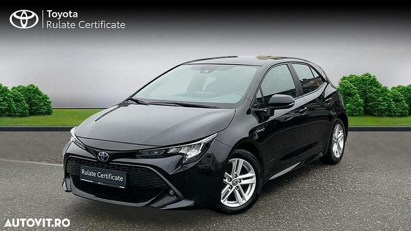 Second-hand Toyota Corolla 180 CP (132 kW) 2021 Culoarenegru Hatchback