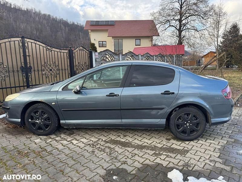 Second-hand Peugeot 407 116 CP (85 kW) 2005 Culoarealbastru Hatchback