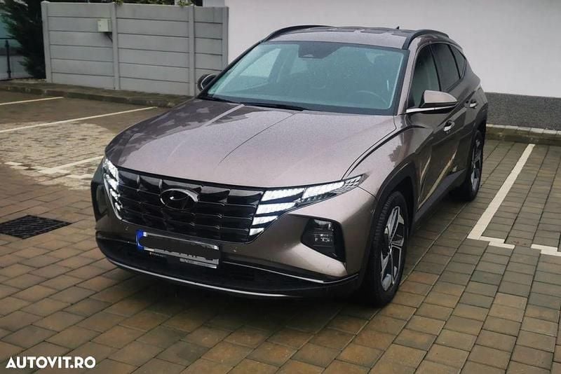 Culoaremaro Utilizat 2022 Hyundai Tucson Premium SUV | 23.200 EUR (Preț OK) - Imagine 1/4