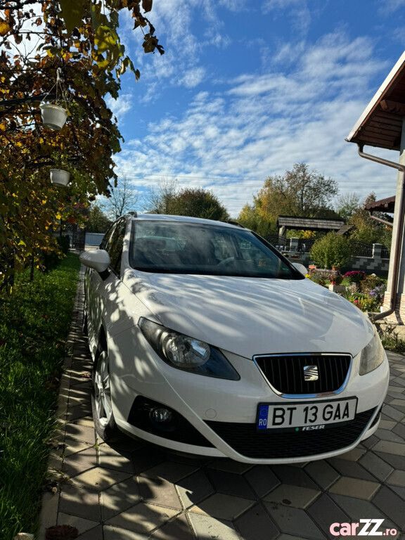 Alb Utilizat 2012 Seat Ibiza | 4.200 EUR (Preț OK) - Imagine 1/4