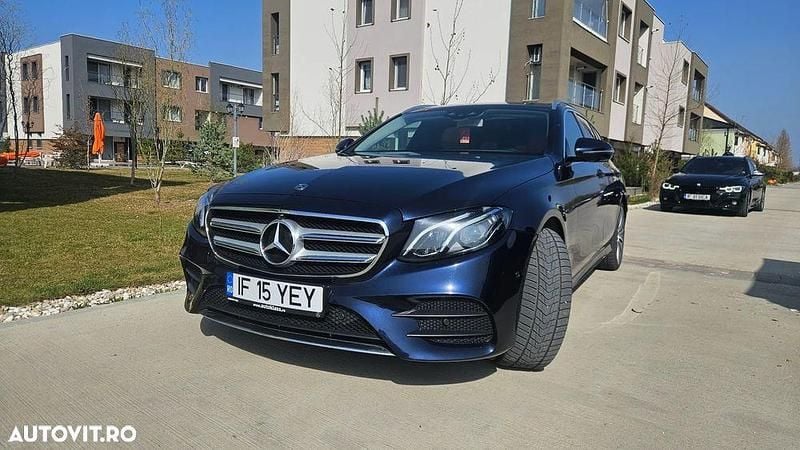 Second-hand Mercedes E220 AMG line 194 CP (142 kW) 2017 Culoarealbastru Break