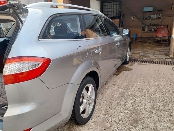 Utilizat 2008 Ford Mondeo Break | 1.750 EUR (Preț bun) - Imagine 1/4
