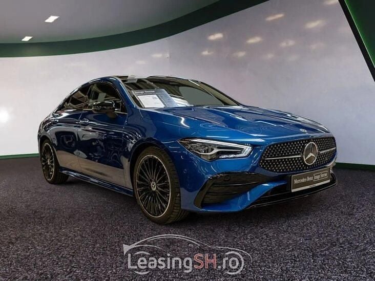 Albastru Utilizat 2023 Mercedes A200 AMG Coupe | 42.060 EUR (Scump) - Imagine 1/4
