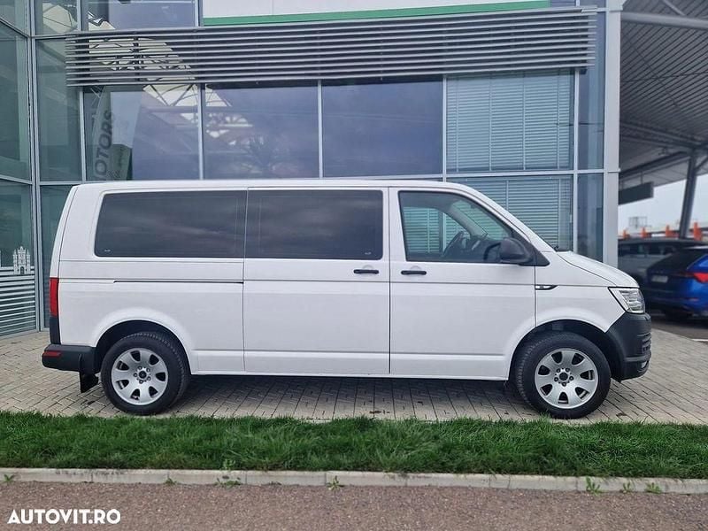 Second-hand VW Caravelle 150 CP (110 kW) 2017 Culoarealb Monovolum