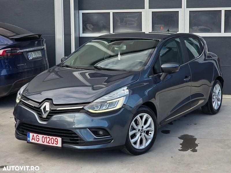 Culoarealte culori Utilizat 2017 Renault Clio IV Intens Hatchback | 6.500 EUR (Preț OK) - Imagine 1/4