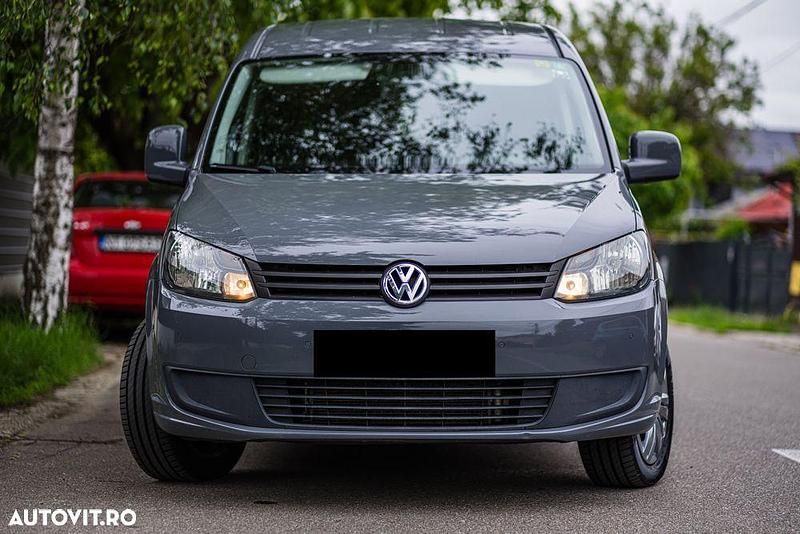 Gri Utilizat 2014 VW Caddy Comfortline Monovolum | 8.950 EUR (Preț bun) - Imagine 1/4