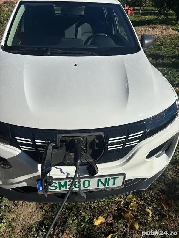 Alb Utilizat 2022 Dacia Spring Hatchback | 7.900 EUR (Preț bun) - Imagine 1/3