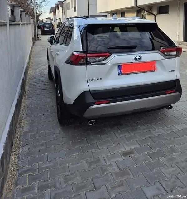 Utilizat 2024 Toyota RAV4 Hybrid Luxury SUV | 42.550 EUR (Scump) - Imagine 1/4