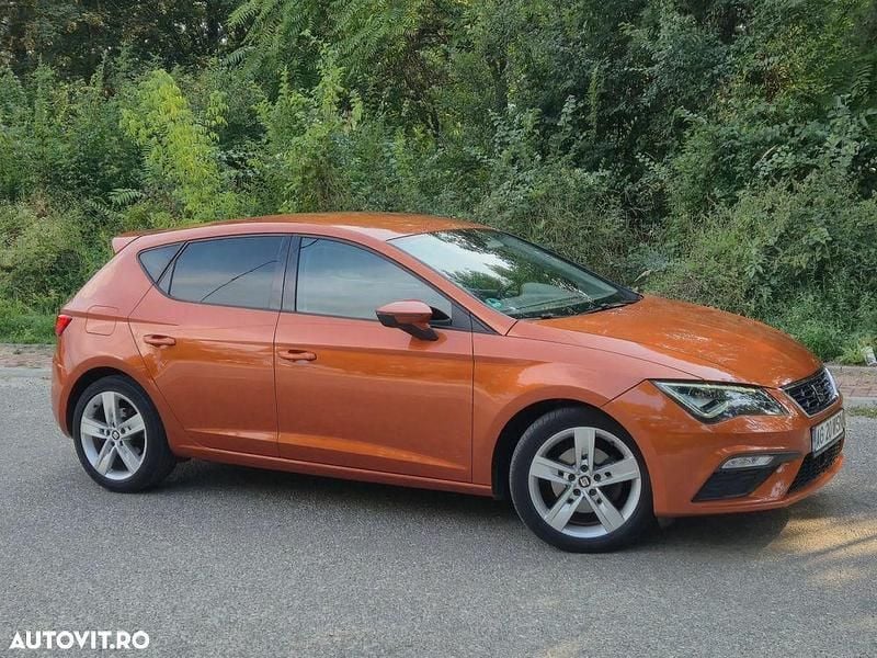 Culoareportocaliu Utilizat 2018 Seat Leon FR Hatchback | 9.500 EUR (Preț bun) - Imagine 1/4