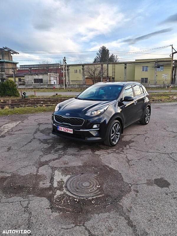 Culoarenegru Utilizat 2018 Kia Sportage Plus SUV | 12.685 EUR (Preț bun) - Imagine 1/4