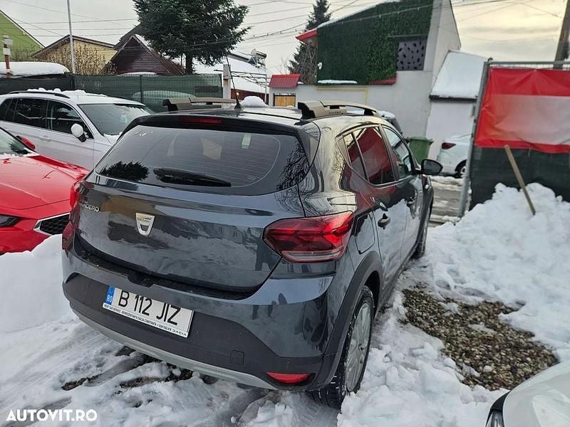 Second-hand Dacia Sandero Essentiel 100 CP (73 kW) 2022 Culoarenegru