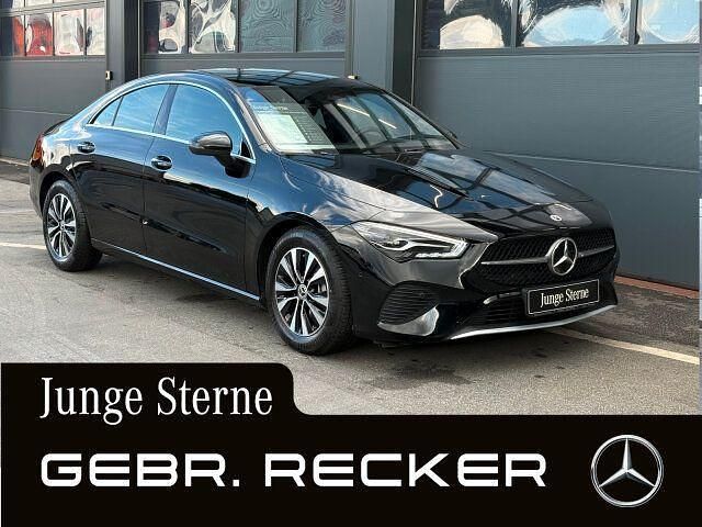 Utilizat 2024 Mercedes CLA180 Advanced Berlinǎ | 32.773 EUR (Preț OK) - Imagine 1/1