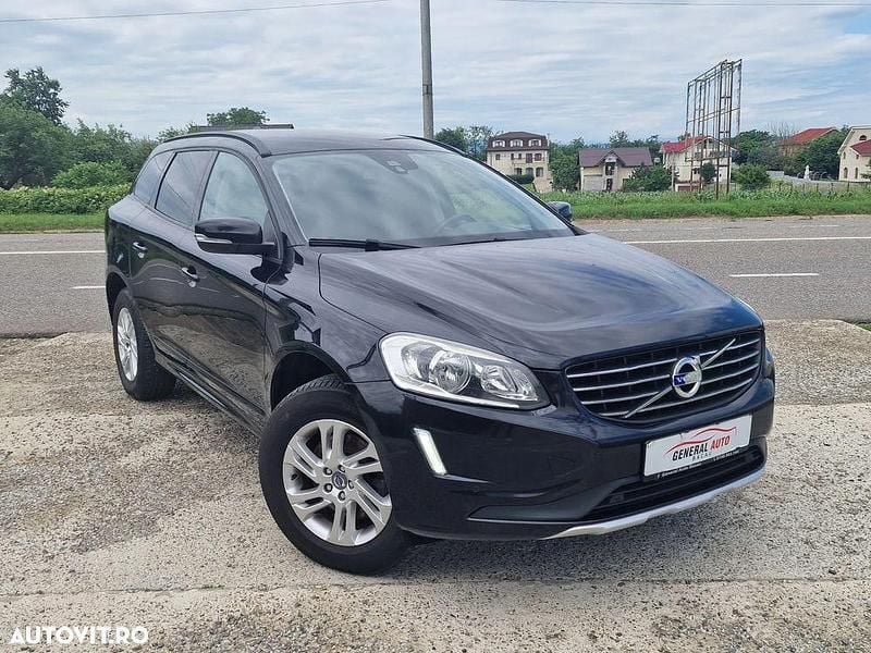 Culoarenegru Utilizat 2014 Volvo XC60 SUV | 13.490 EUR (Puțin scump) - Imagine 1/4