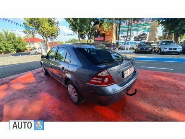 Gri Utilizat 2005 Ford Mondeo Berlinǎ | 2.499 EUR (Preț OK) - Imagine 1/4