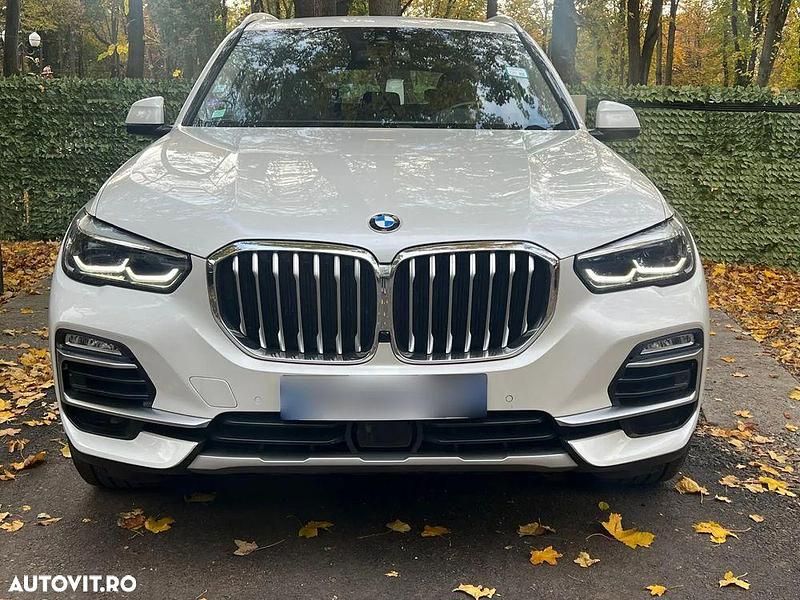 Culoarealb Second-hand 2020 BMW X5 Sport Line SUV | 44.400 EUR (Preț OK) - Imagine 1/4