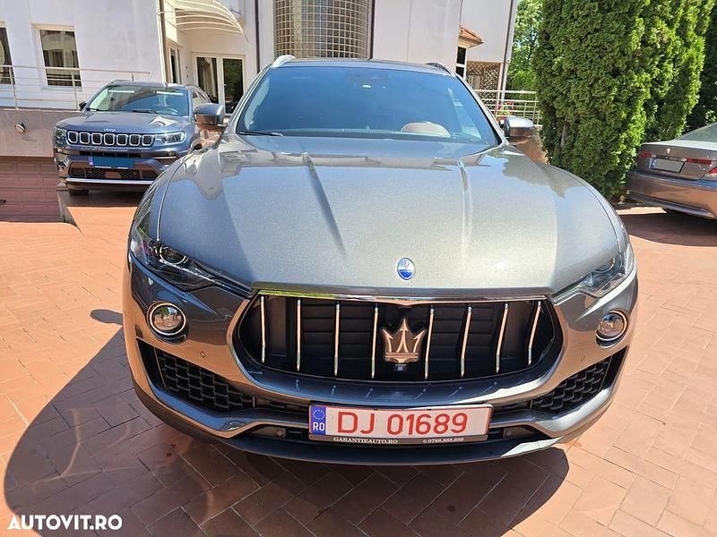 Second-hand Maserati Levante GranLusso 275 CP (202 kW) 2019 Gri SUV