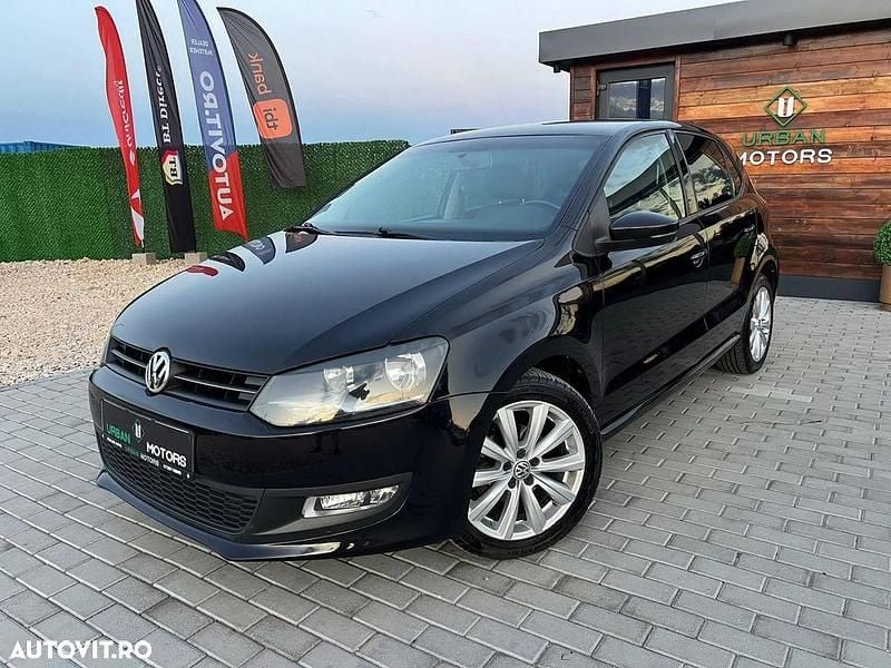 Culoarenegru Utilizat 2010 VW Polo Comfortline | 5.450 EUR (Preț bun) - Imagine 1/4