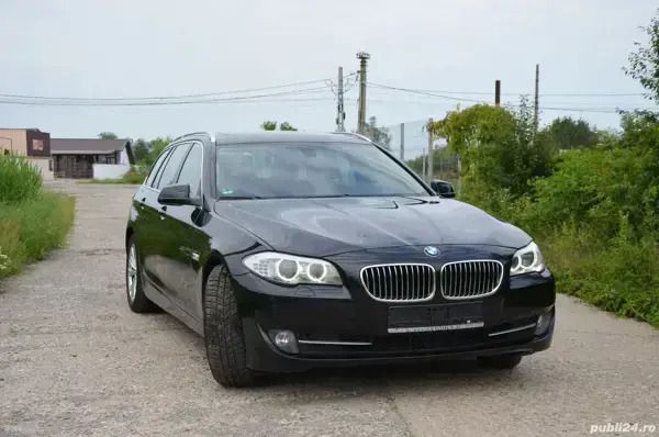 Negru Utilizat 2012 BMW 520 Break | 8.800 EUR (Preț bun) - Imagine 1/4