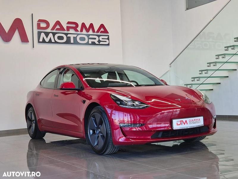 Second-hand Tesla Model 3 365 kW (497 CP) 2021 Culoarerosu Berlinǎ