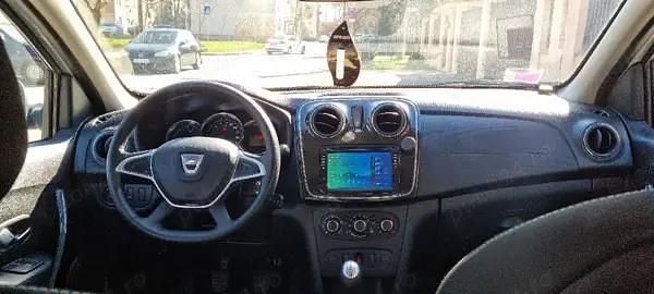 Second-hand Dacia Sandero 75 CP (55 kW) 2019 Hatchback