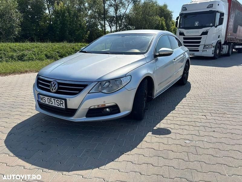 Culoareargint Utilizat 2009 VW Passat Comfortline Coupe | 5.200 EUR (Scump) - Imagine 1/4