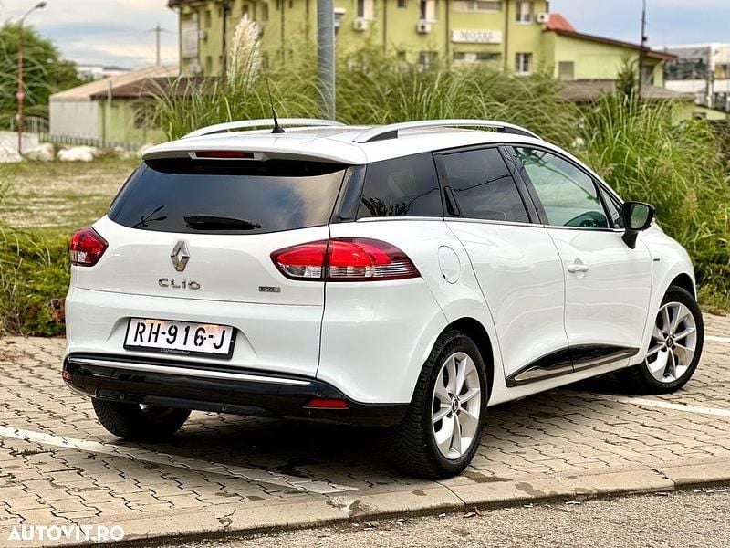 Second-hand Renault Clio GrandTour LIMITED 90 CP (66 kW) 2017 Culoarealb Break