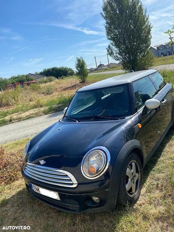Culoarenegru Utilizat 2008 Mini Cooper D Hatchback | 3.400 EUR (Puțin scump) - Imagine 1/4