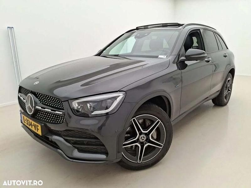 Culoaregri Utilizat 2021 Mercedes GLC300e AMG line Plus SUV | 35.970 EUR (Scump) - Imagine 1/4