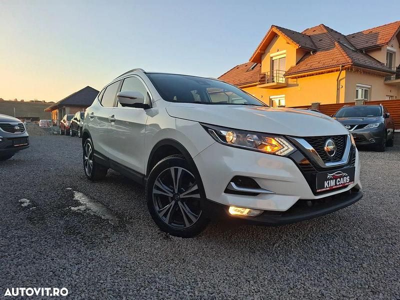 Second-hand Nissan Qashqai N-Connecta 110 CP (80 kW) 2018 Culoarealb SUV