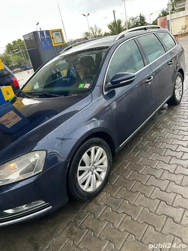 Utilizat 2011 VW Passat Break | 3.850 EUR (Preț OK) - Imagine 1/4