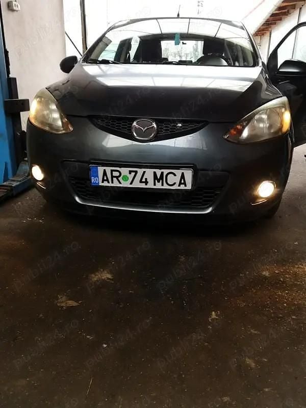 Gri Utilizat 2008 Mazda 2 Hatchback | 3.400 EUR (Preț OK) - Imagine 1/2