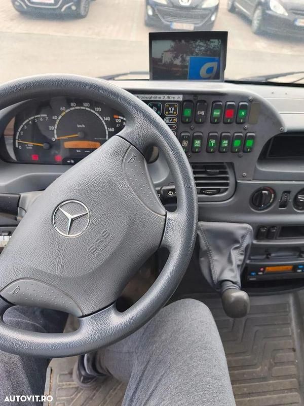 Culoarealb Utilizat 2003 Mercedes Sprinter Van | 6.550 EUR (Puțin scump) - Imagine 1/4