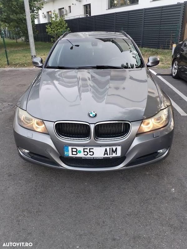 Culoaregri Utilizat 2010 BMW 318 Break | 3.750 EUR (Preț bun) - Imagine 1/4