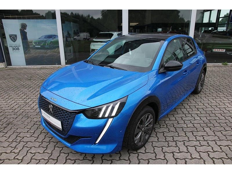 Utilizat 2020 Peugeot e-208 GT Hatchback | 19.180 EUR - Imagine 1/1