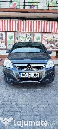 Gri Utilizat 2009 Opel Zafira Monovolum | 3.950 EUR (Scump) - Imagine 1/4