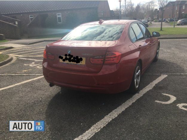 Second-hand BMW 320 163 CP (119 kW) 2012 Rosu Berlinǎ