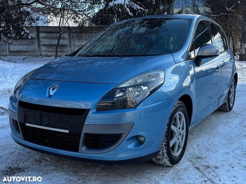 Culoarealbastru Utilizat 2010 Renault Scénic III LIMITED Monovolum | 3.250 EUR (Preț bun) - Imagine 1/4