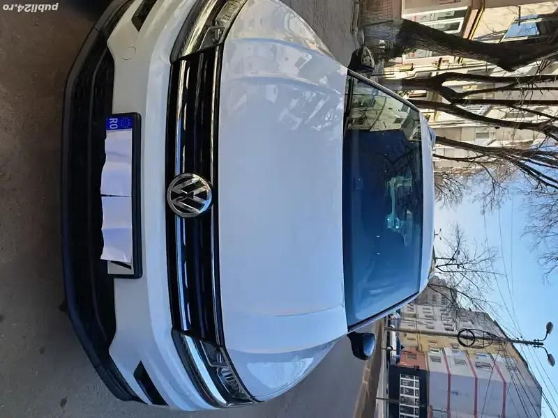 Alb Utilizat 2020 VW Tiguan IQ Drive SUV | 23.150 EUR (Puțin scump) - Imagine 1/4