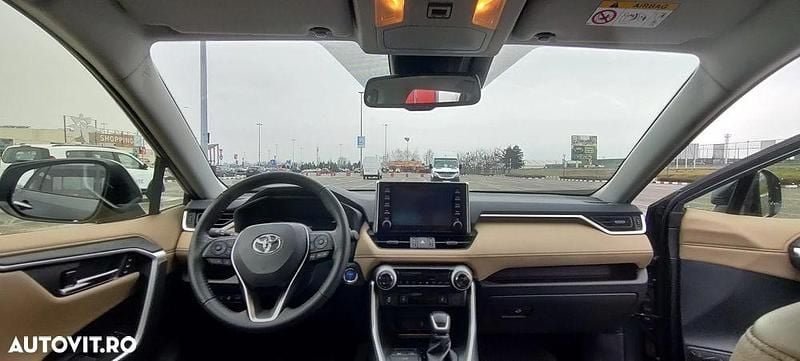 Culoaregri Second-hand 2021 Toyota RAV4 Hybrid SUV | 38.500 EUR (Scump) - Imagine 1/4