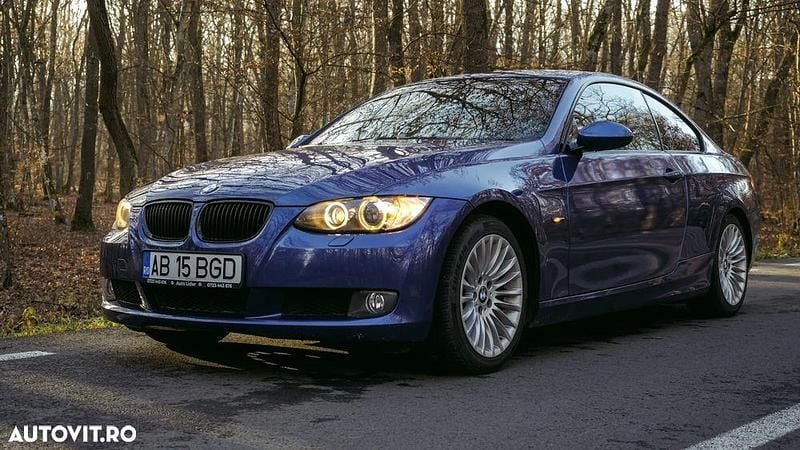 Culoarealbastru Utilizat 2007 BMW 325 Coupe | 8.500 EUR - Imagine 1/4
